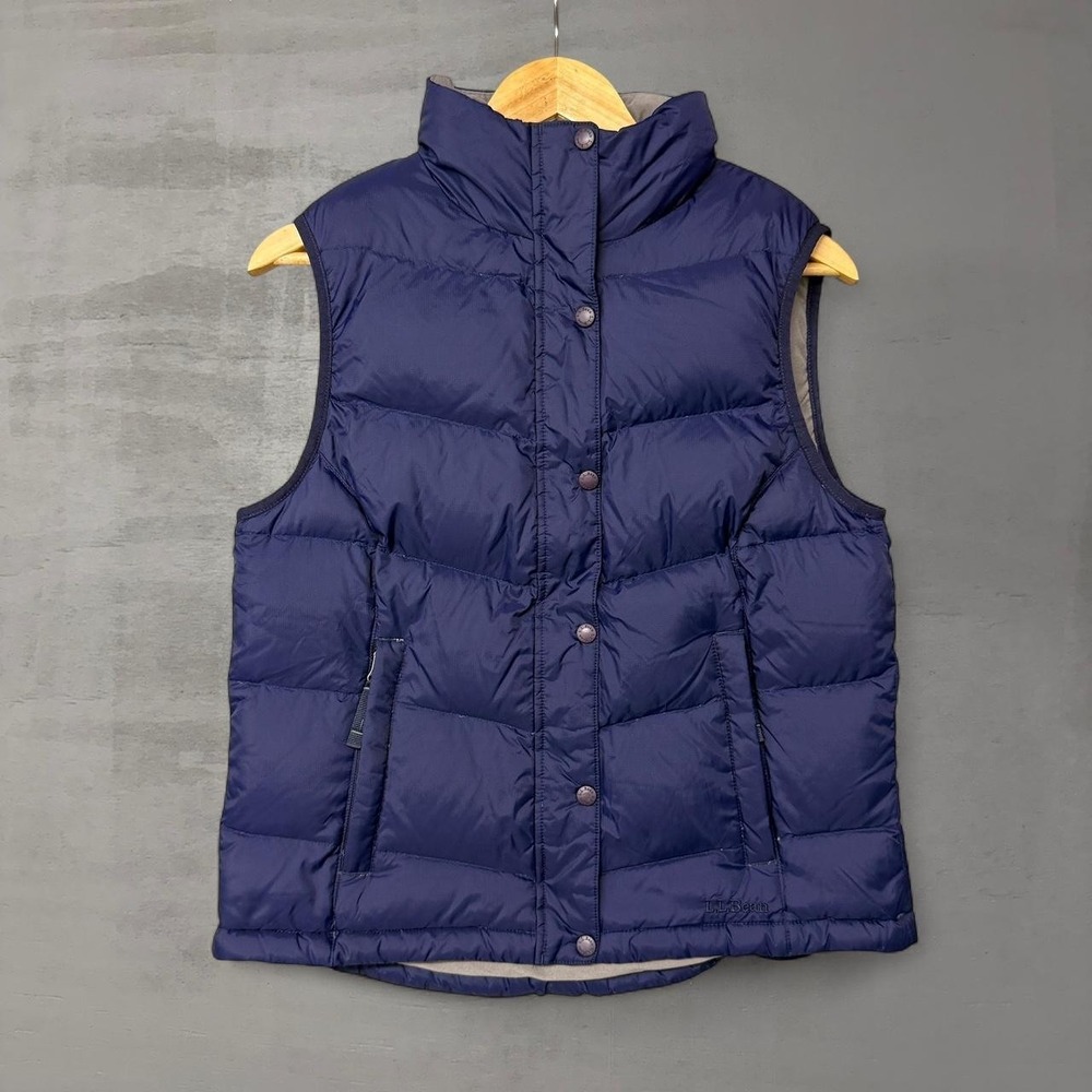 L.L.Bean Goose Down Men's Puffer Snap and Zip‎ Blue Vest Medium